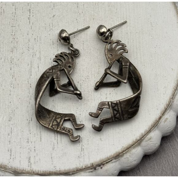 Sterling Silver 925 Southwest Kokopelli Dangle Earrings 7.85 G / 1.5 In - Picture 1 of 4